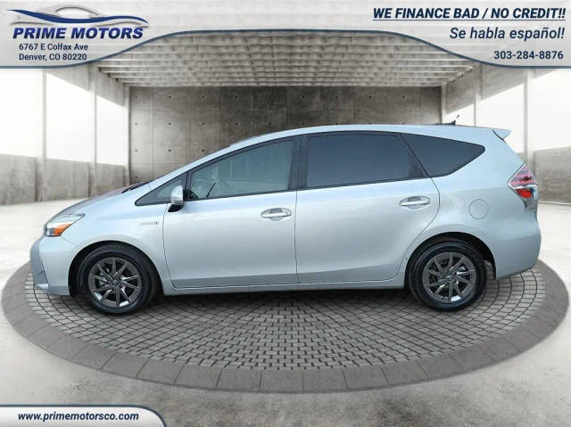 2017 Toyota Prius v Two FWD photo