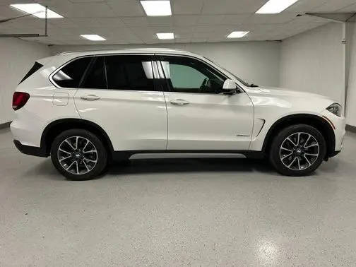 2017 BMW X5 xDrive35i AWD photo