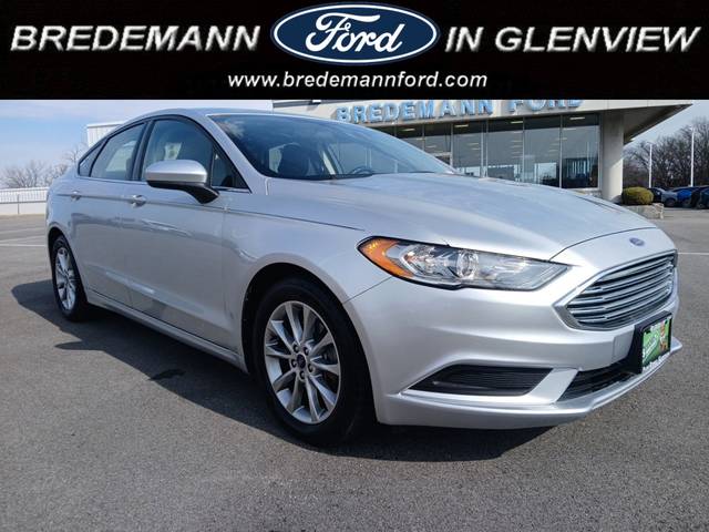 2017 Ford Fusion SE FWD photo