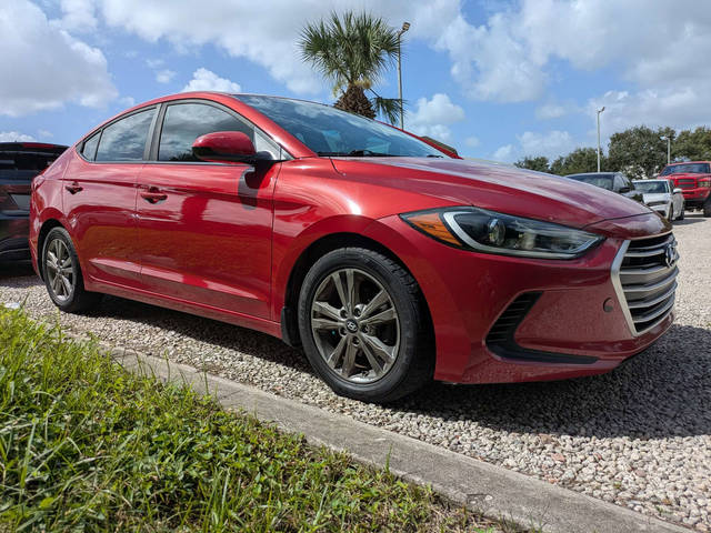 2017 Hyundai Elantra SE FWD photo