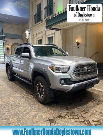 2017 Toyota Tacoma TRD Off Road 4WD photo