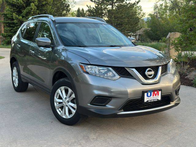 2016 Nissan Rogue SV AWD photo