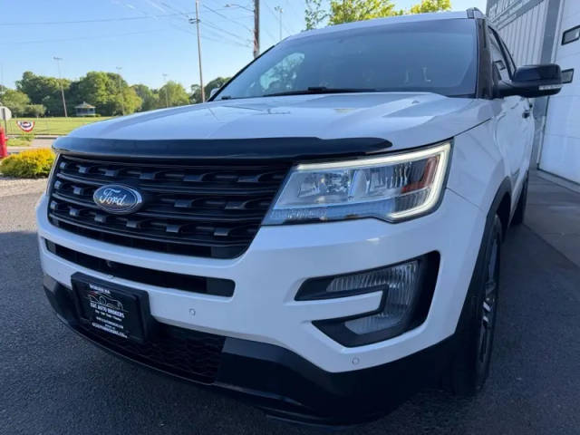 2017 Ford Explorer Sport 4WD photo