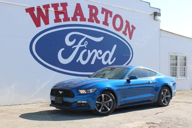 2017 Ford Mustang EcoBoost Premium RWD photo