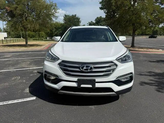 2017 Hyundai Santa Fe Sport 2.4L FWD photo