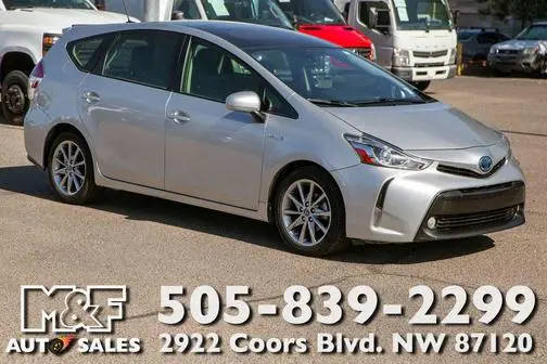 2017 Toyota Prius v Five FWD photo