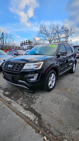 2017 Ford Explorer XLT 4WD photo