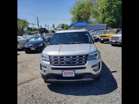 2017 Ford Explorer XLT 4WD photo