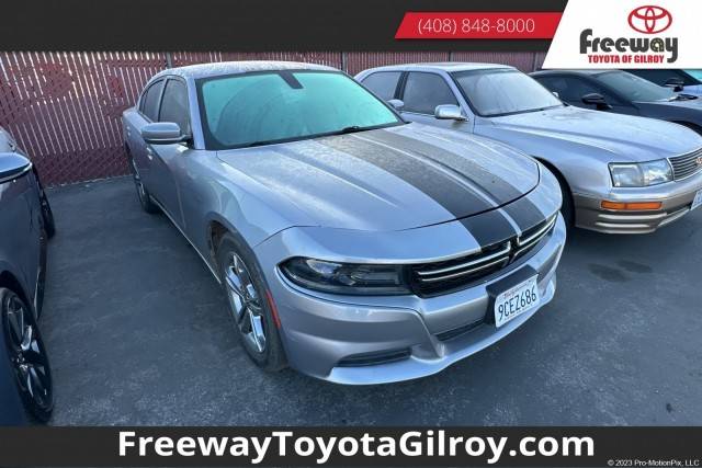 2016 Dodge Charger SE RWD photo