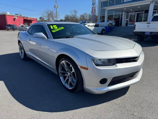 2015 Chevrolet Camaro LT RWD photo
