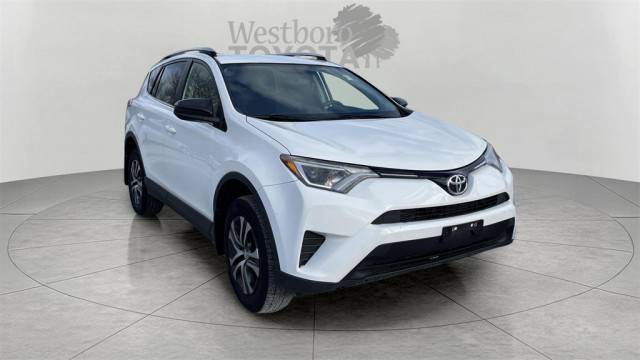 2016 Toyota RAV4 LE AWD photo