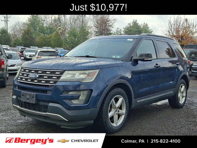 2017 Ford Explorer XLT 4WD photo