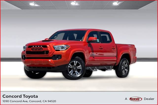2017 Toyota Tacoma TRD Sport RWD photo