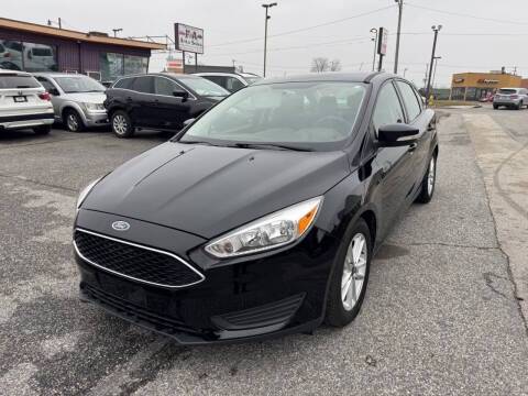 2016 Ford Focus SE FWD photo