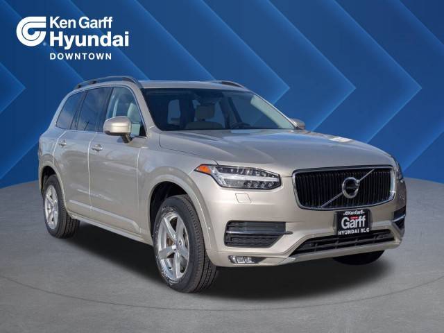 2016 Volvo XC90 T5 Momentum AWD photo