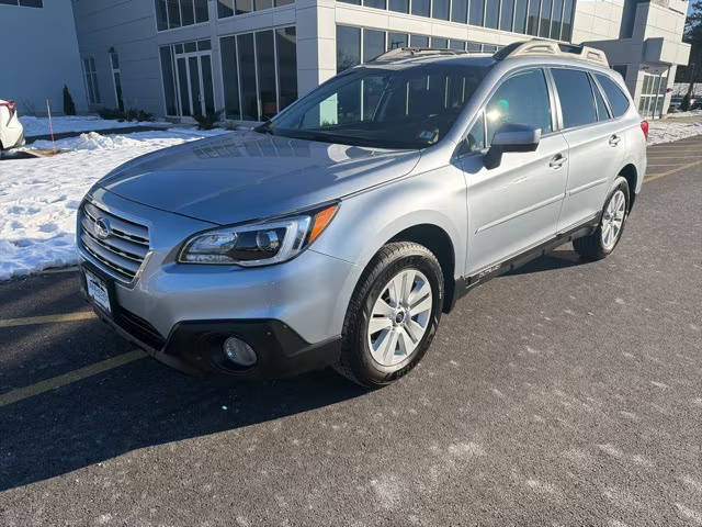 2017 Subaru Outback Premium AWD photo