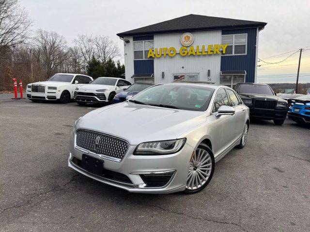 2017 Lincoln MKZ Reserve FWD photo