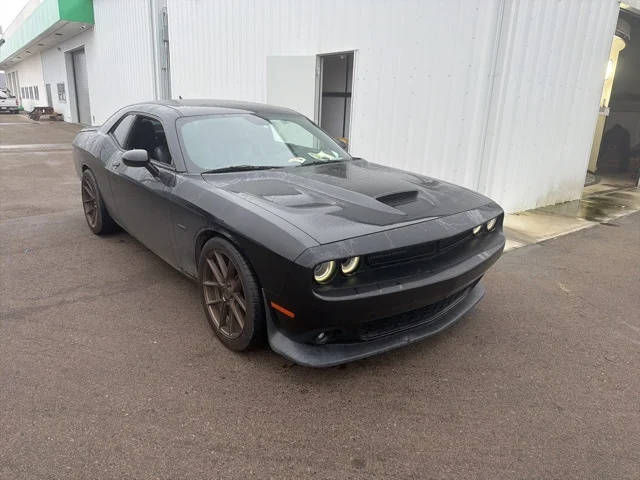 2016 Dodge Challenger R/T Plus RWD photo