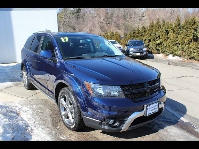 2017 Dodge Journey Crossroad Plus AWD photo