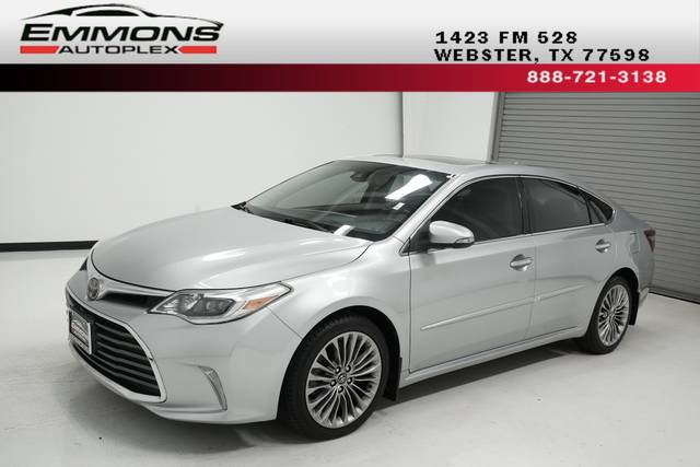 2016 Toyota Avalon Limited FWD photo
