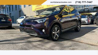 2016 Toyota RAV4 XLE AWD photo