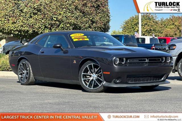 2016 Dodge Challenger R/T Scat Pack RWD photo