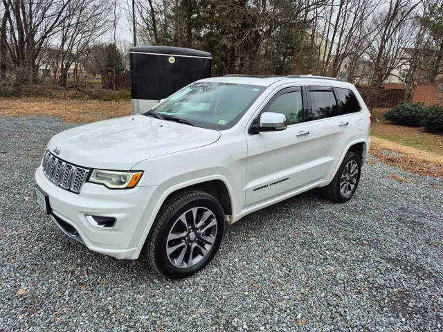 2017 Jeep Grand Cherokee Overland 4WD photo