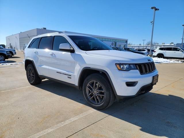 2017 Jeep Grand Cherokee 75th Anniversary Edition 4WD photo