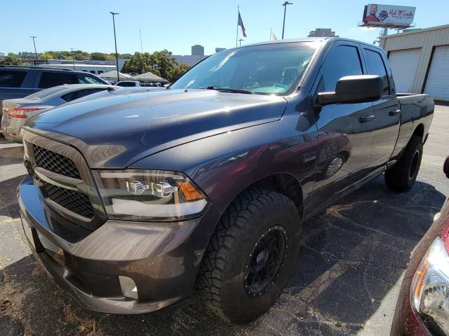 2017 Ram 1500 Express 4WD photo