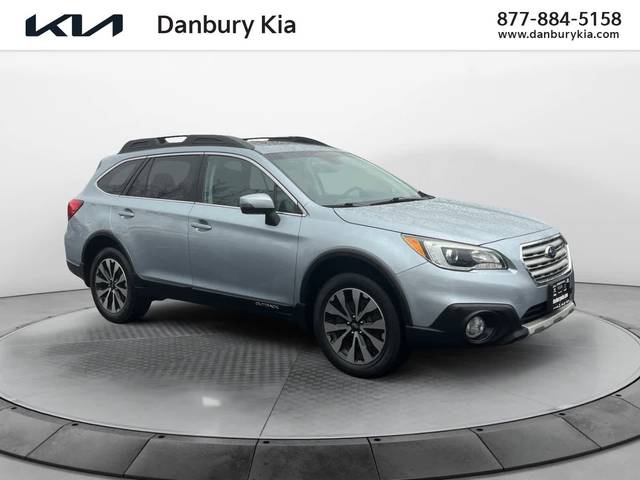 2017 Subaru Outback Limited AWD photo