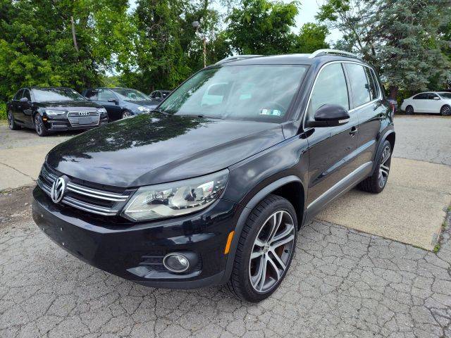 2017 Volkswagen Tiguan SEL AWD photo
