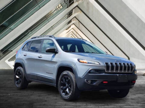 2017 Jeep Cherokee Trailhawk 4WD photo