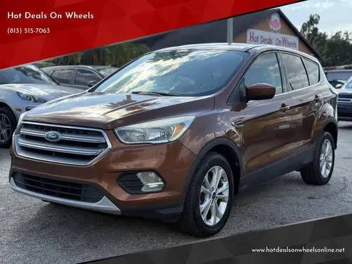 2017 Ford Escape SE FWD photo