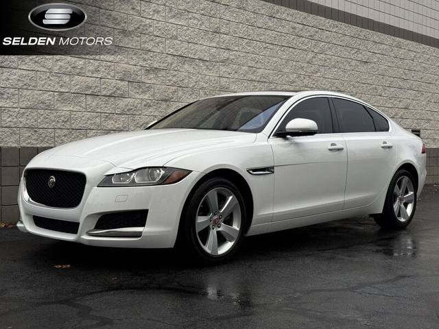 2017 Jaguar XF 20d RWD photo