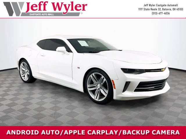 2017 Chevrolet Camaro 1LT RWD photo