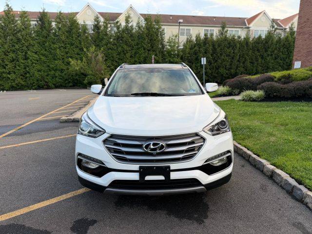 2017 Hyundai Santa Fe Sport 2.0T Ultimate FWD photo