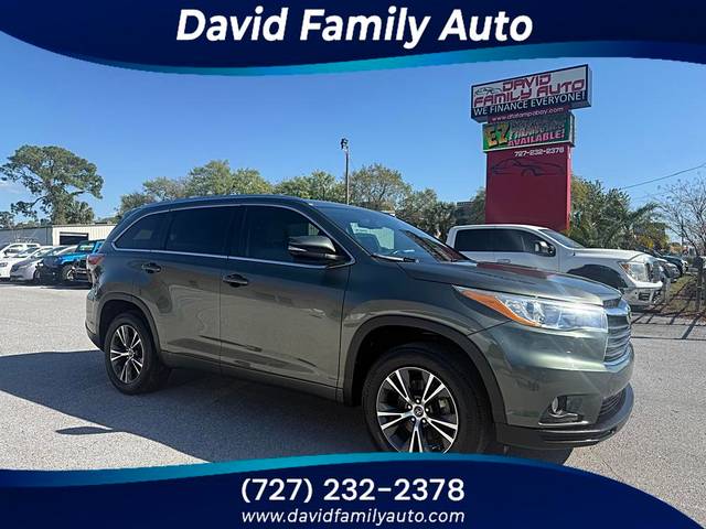 2016 Toyota Highlander XLE FWD photo