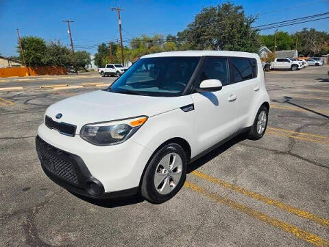 2015 Kia Soul Base FWD photo