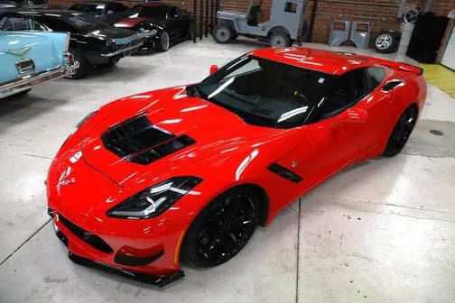 2017 Chevrolet Corvette Z51 2LT RWD photo