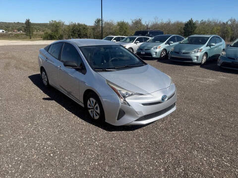 2016 Toyota Prius Two FWD photo