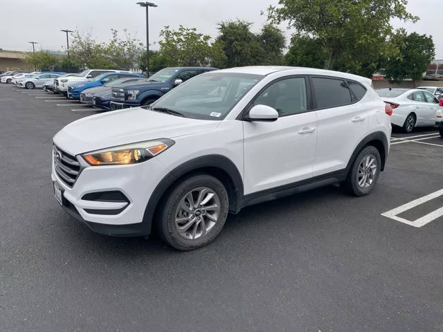 2017 Hyundai Tucson SE FWD photo