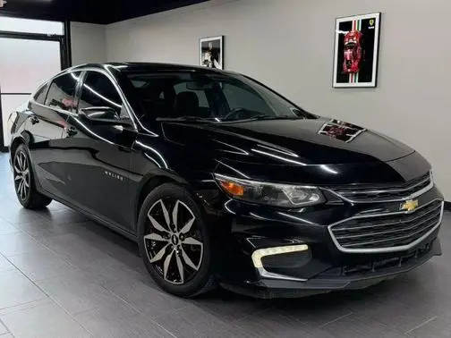 2017 Chevrolet Malibu LT FWD photo