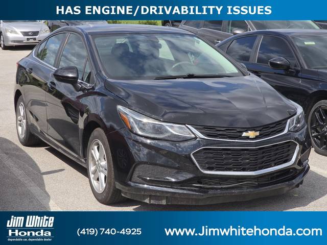 2017 Chevrolet Cruze LT FWD photo