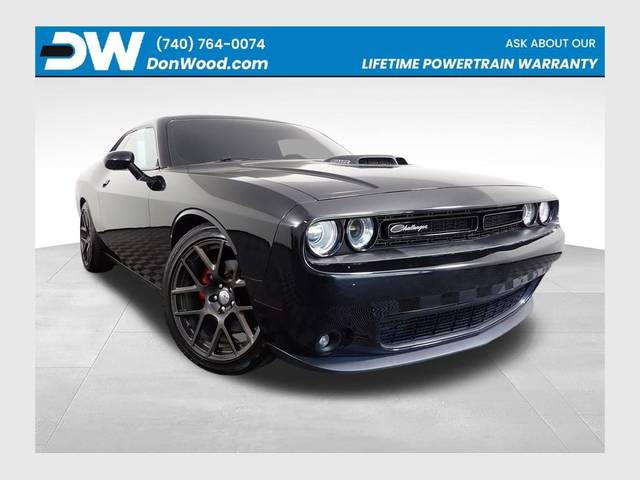 2016 Dodge Challenger R/T Shaker RWD photo