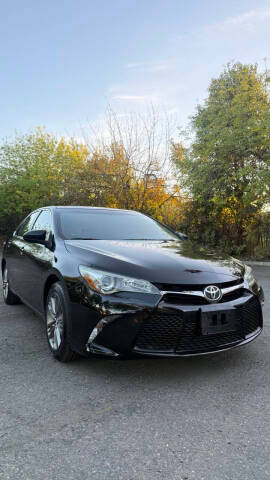 2017 Toyota Camry SE FWD photo