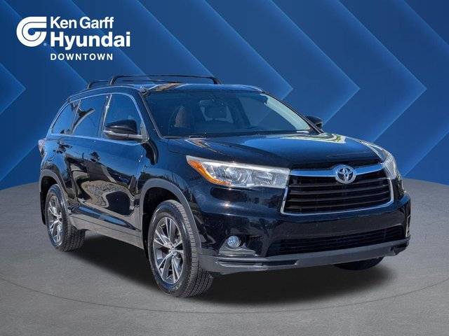2016 Toyota Highlander XLE AWD photo