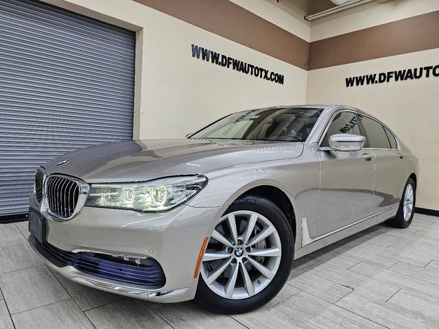 2017 BMW 7 Series 740i RWD photo
