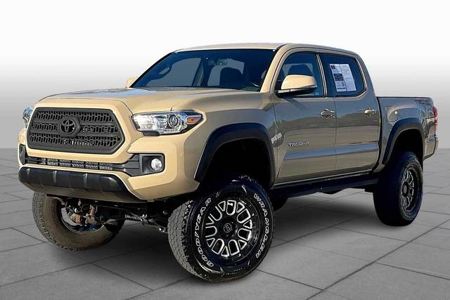 2017 Toyota Tacoma TRD Off Road RWD photo