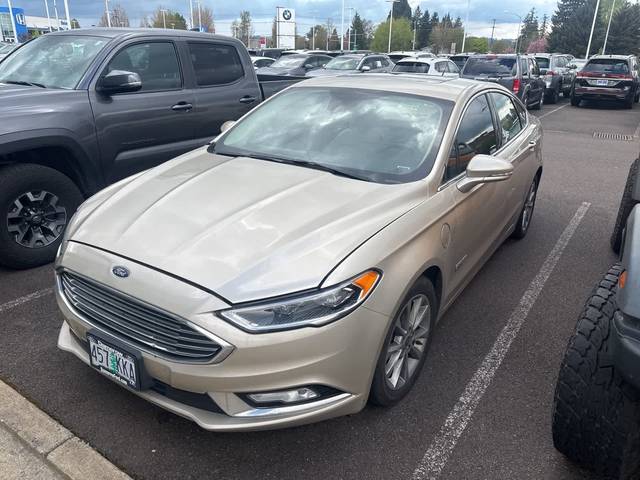 2017 Ford Fusion Energi SE FWD photo