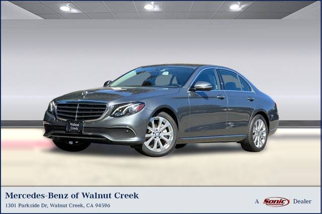 2017 Mercedes-Benz E-Class E 300 Luxury RWD photo